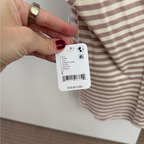 We The Free Hummingbird Tank - Picture 2 of 4